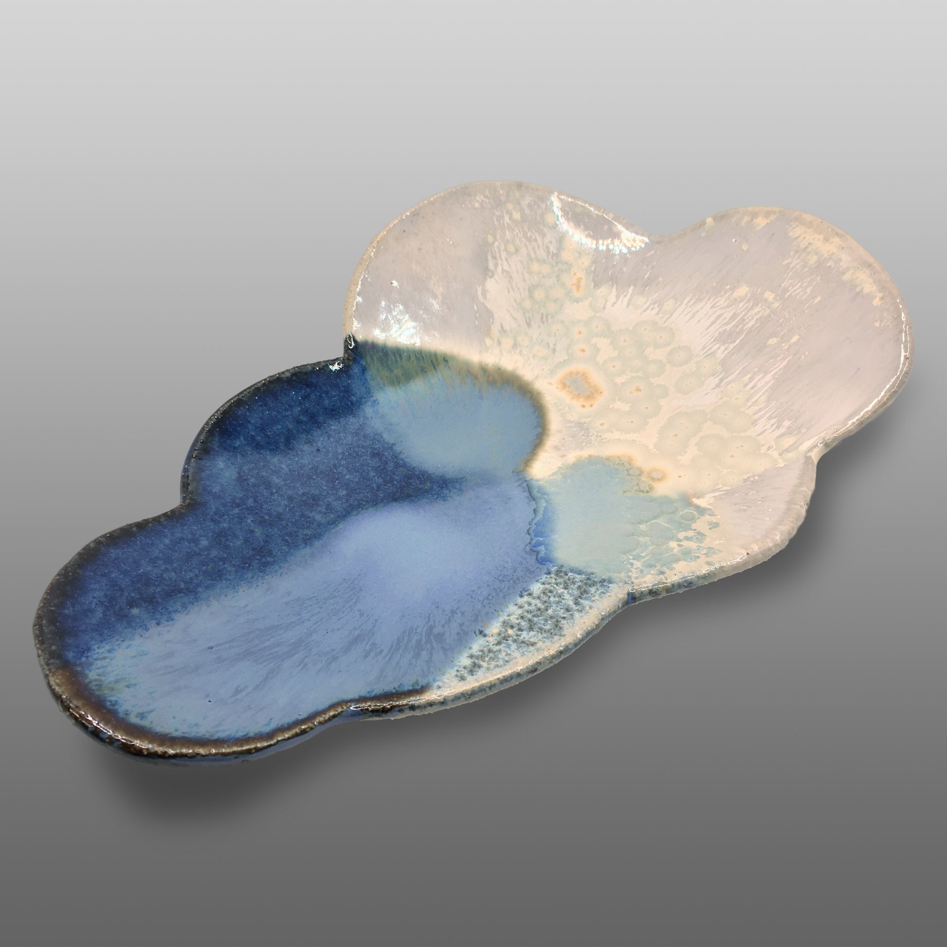 Coupelle nuage émaillée blanc bleu cristallisé