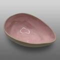 Coupelle forme avocat écrue émaillée rose clair