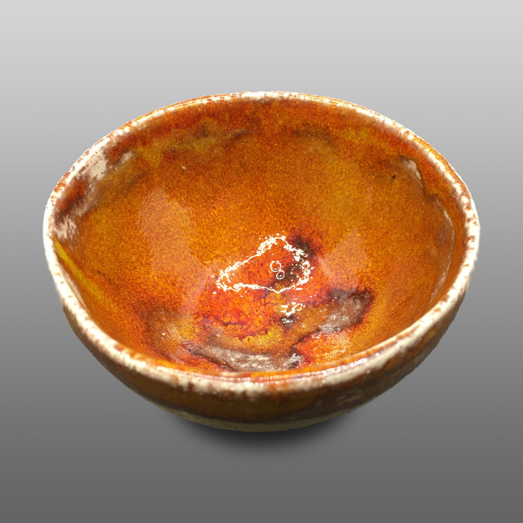 Coupelle écrue émaillée orange avec effets