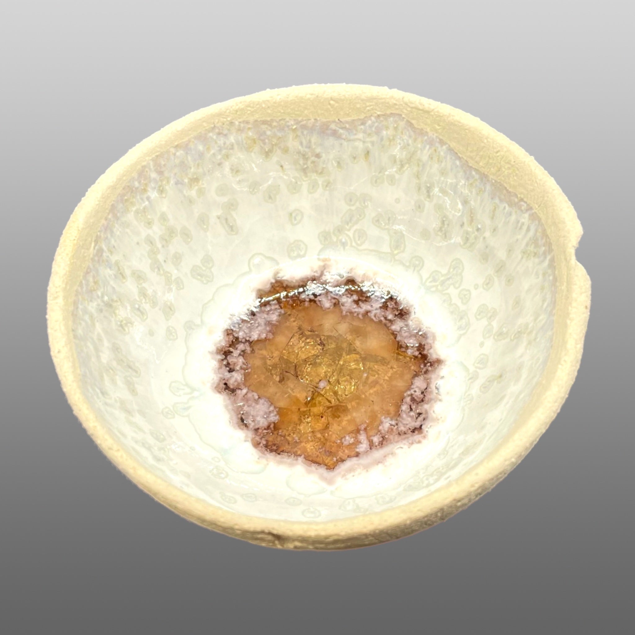 Coupelle écrue émaillée blanc fondu prune