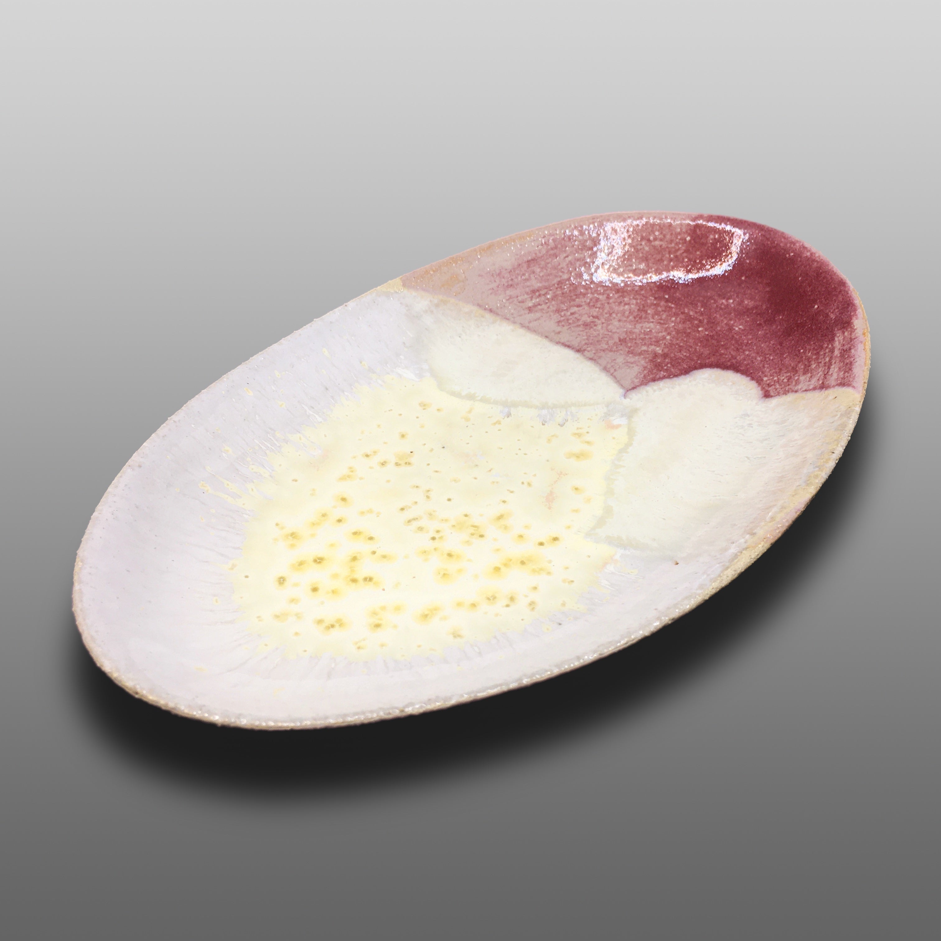 Plat ovale émaillé vanille fraise