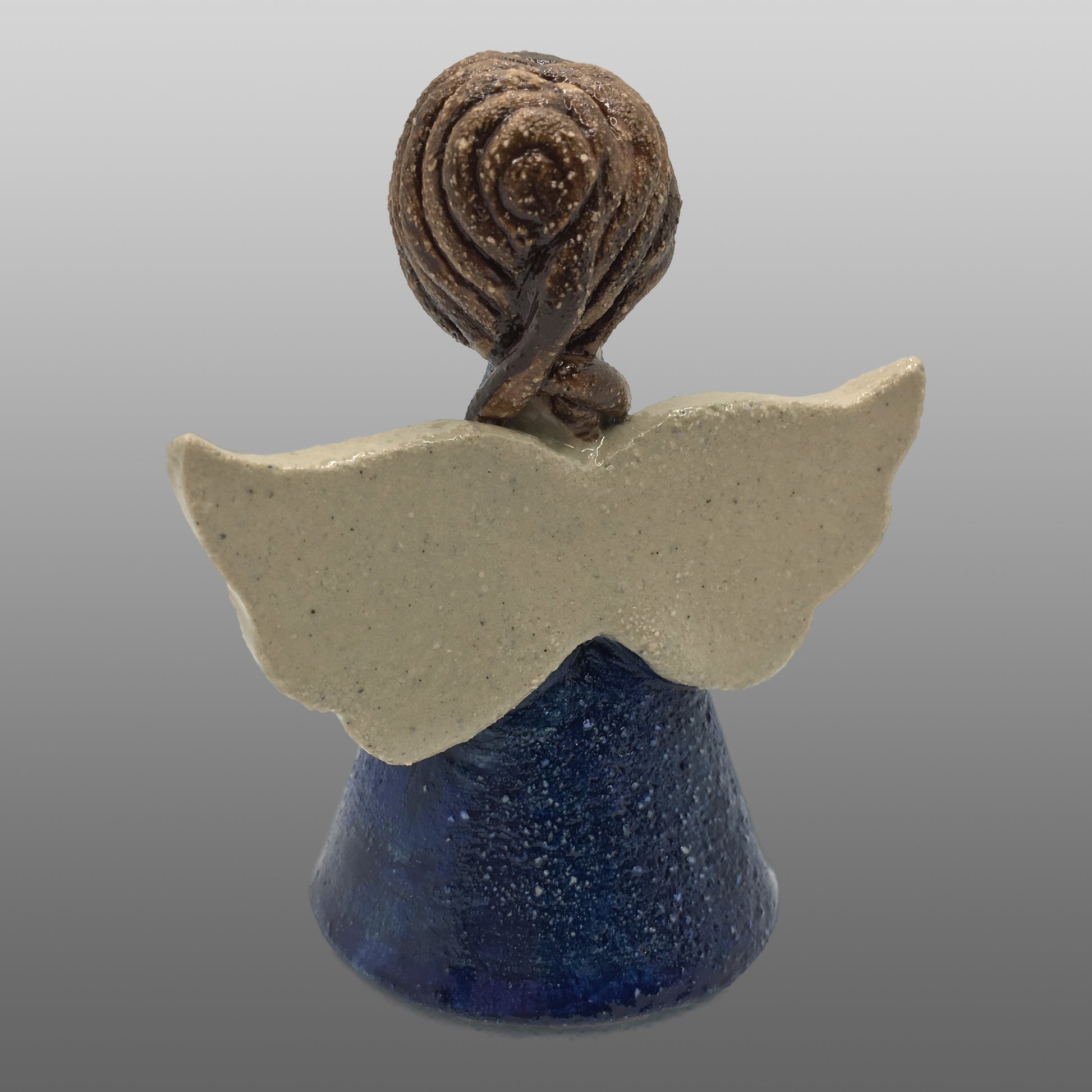 Ange fée cheveux bruns robe bleu fonc