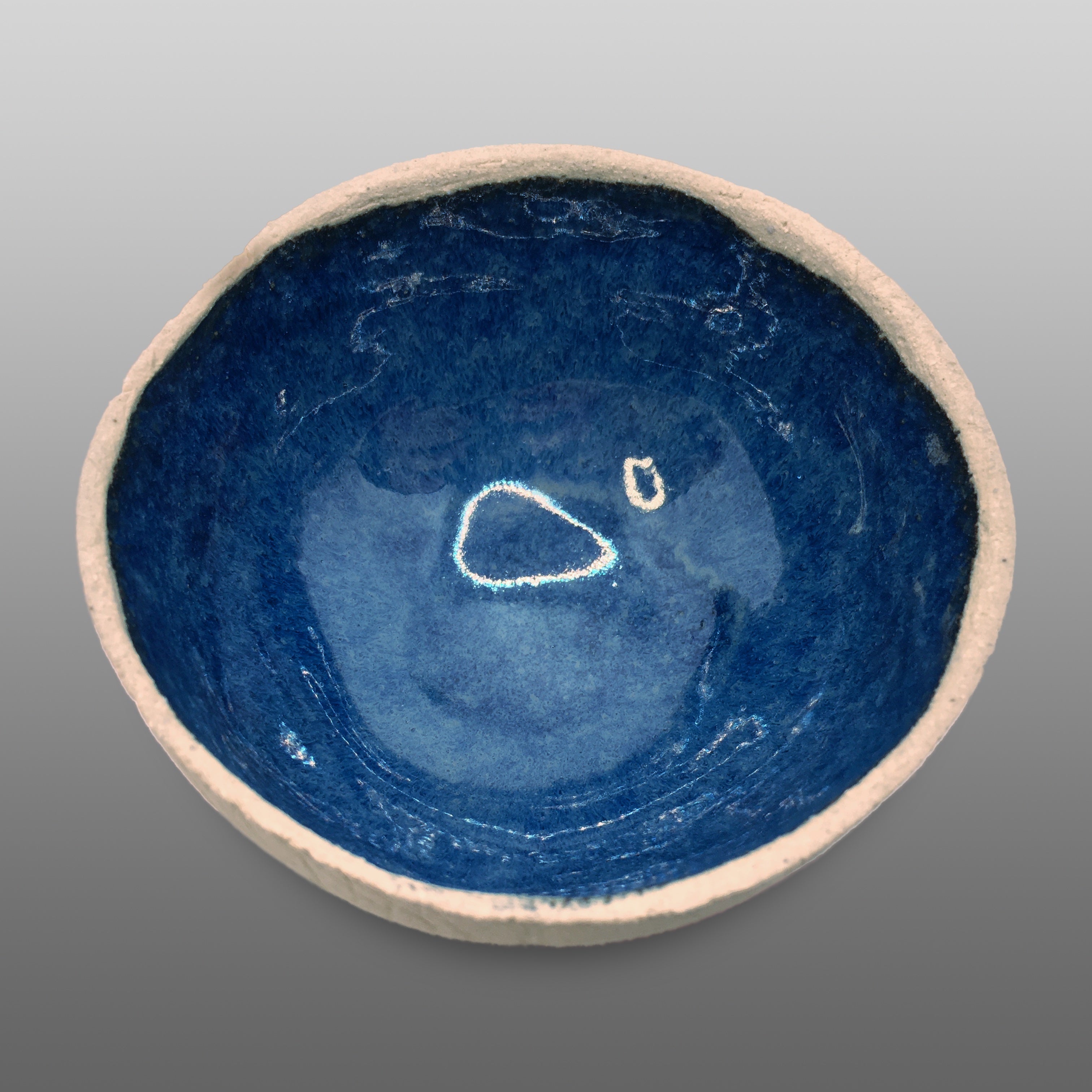 Coupelle écrue émaillée bleu sidéral