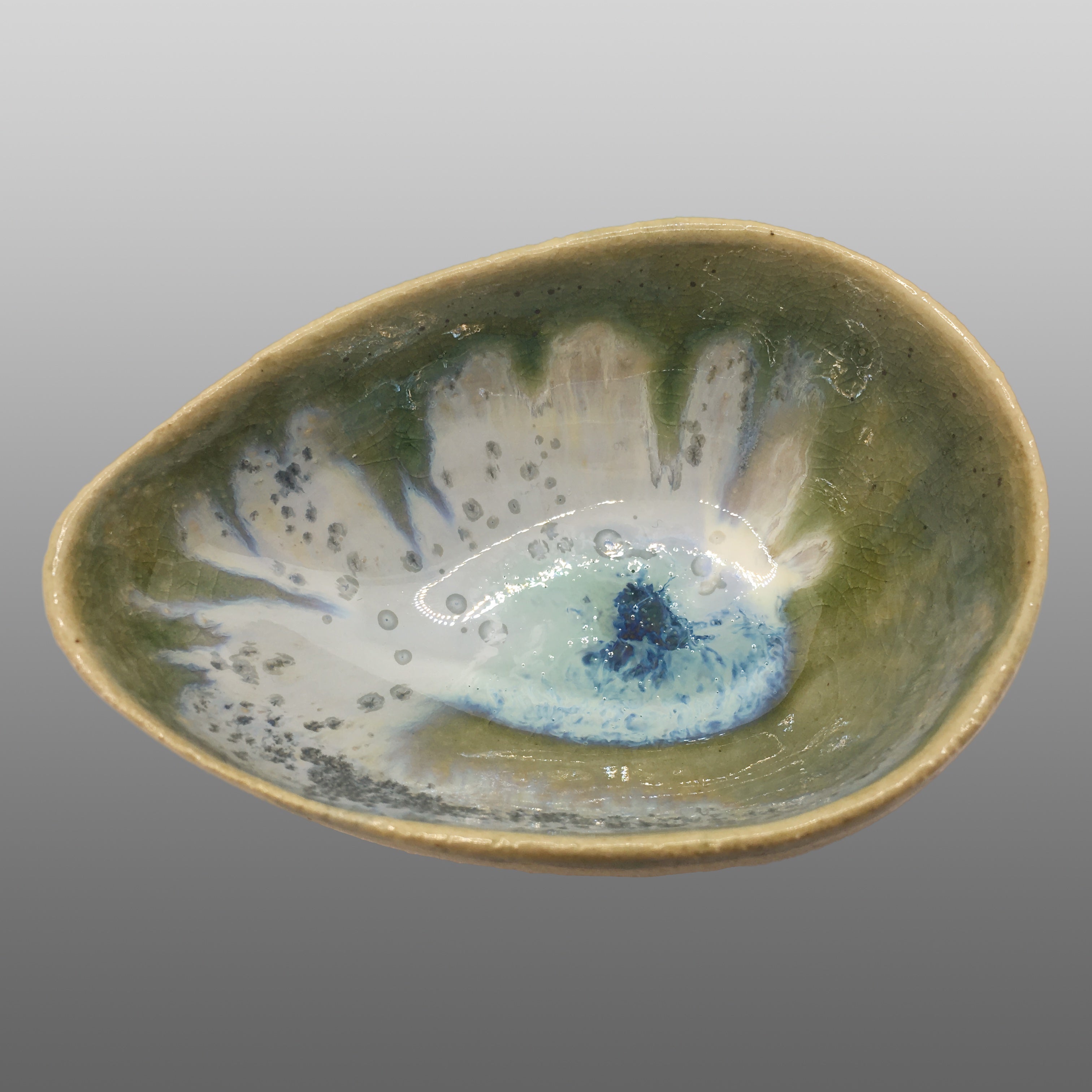 Coupelle forme avocat écrue émaillée bleu ciel vert turquoise