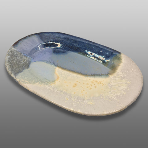 Plat ovale émaillé bleus ivoire cristallisé